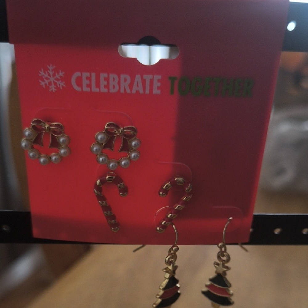 Together Festive Gold and Red Earrings Set